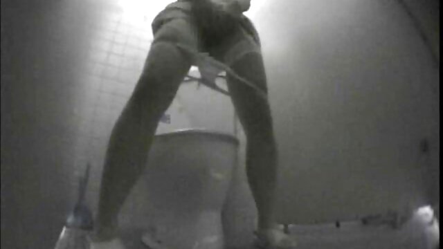 Porno nessuna registrazione  Il giovane xxx italiane pelose russo prende un cazzo nel culo subito dopo un pompino.